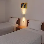 Vegas - Adults Only 招待所 2*