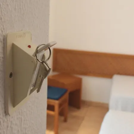 Vegas - Adults Only Guest house