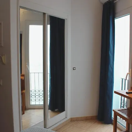 Vegas - Adults Only בית הארחה 2*