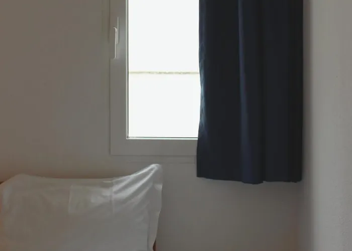 Vegas - Adults Only Гостьовий будинок Албуфейра